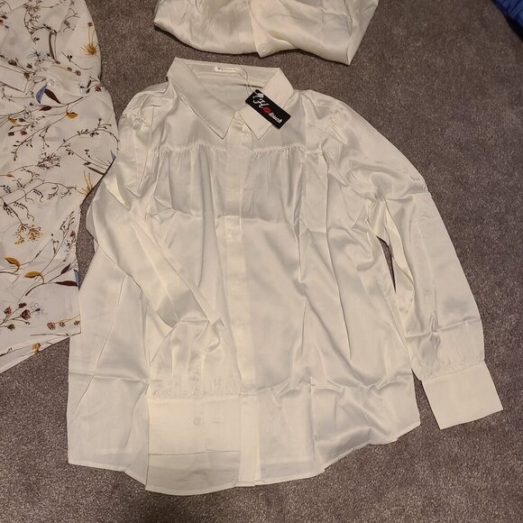 NWT 3 blouses - 2 white (identical) and one flowery - Picture 3 of 5